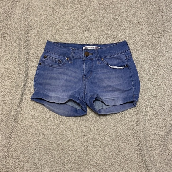 Walmart brand shorts - Picture 1 of 1